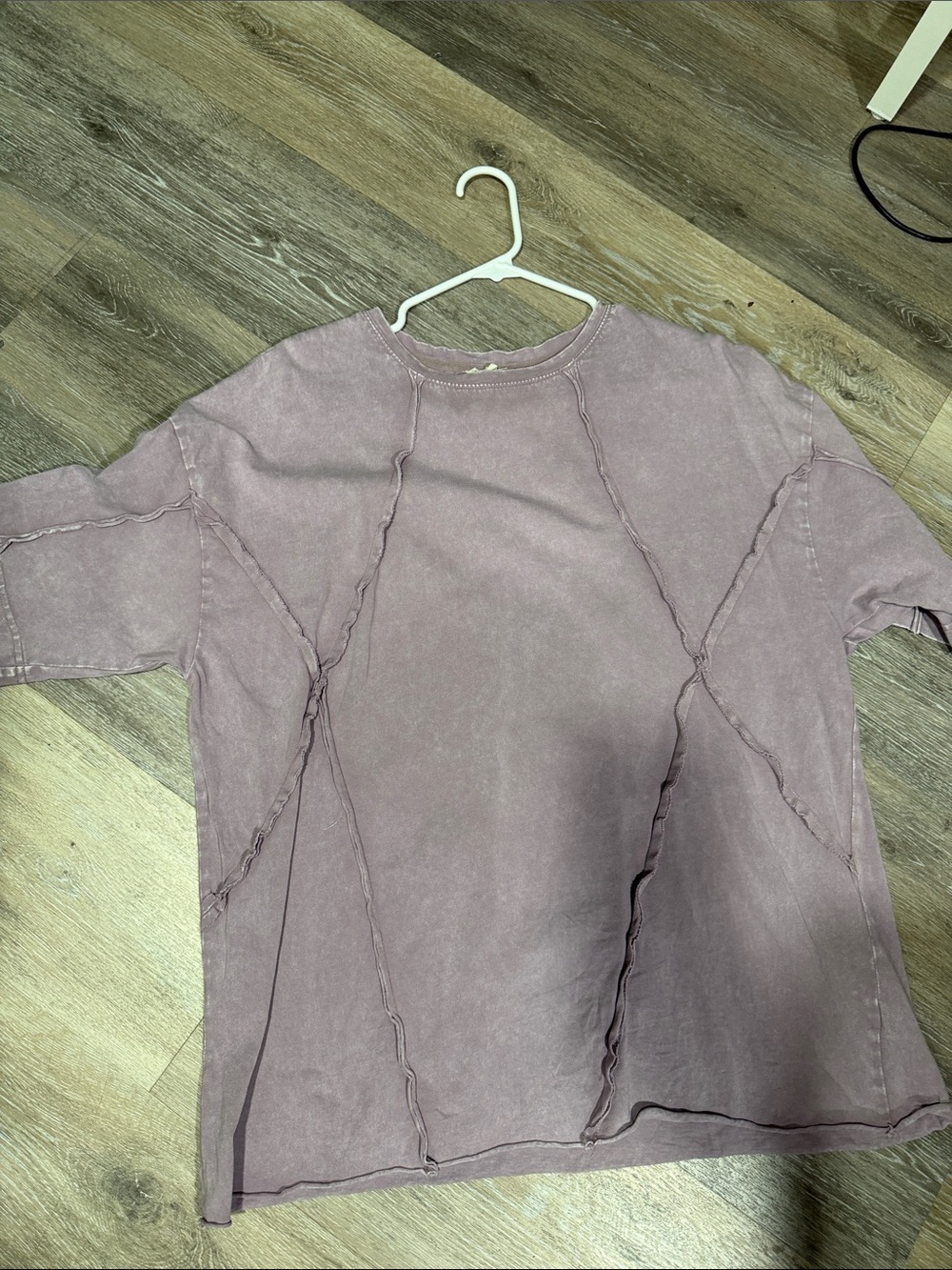 easel Relaxed Seamed Short Sleeve Top - Mauve